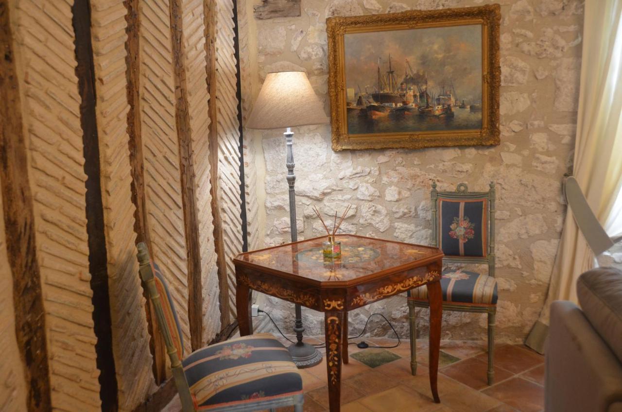 Le Murmure Des Fees Issigeac 外观 照片